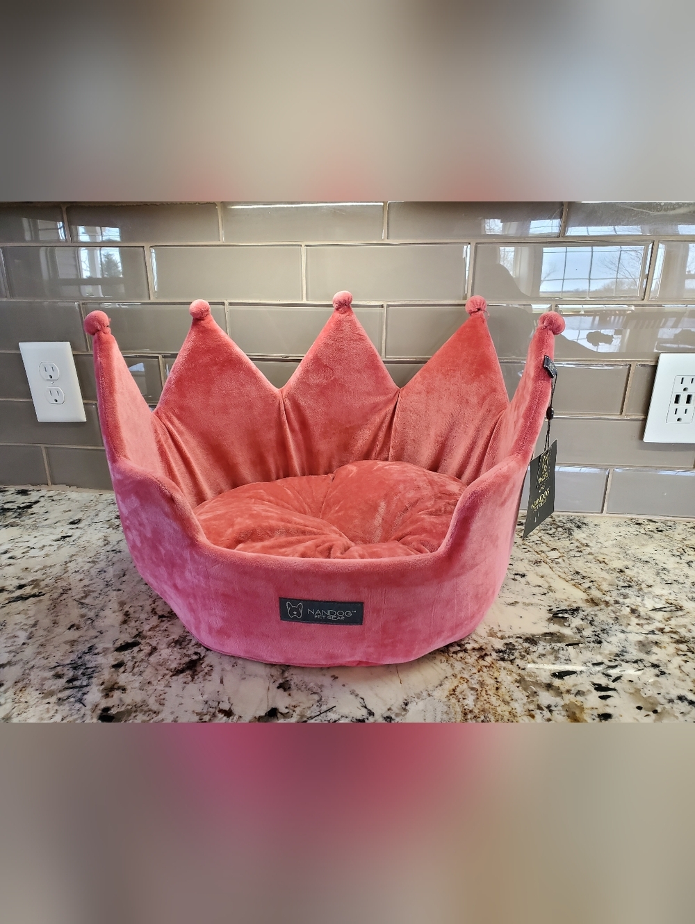 Crown Pet Bed Salmon Color